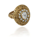 A GOLD AND DIAMOND RING - Smriti  Bohra - Spring Auction of Jewels