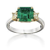 AN EMERALD AND DIAMOND RING -    - Spring Auction of Jewels