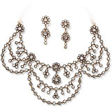 AN ATTRACTIVE SUITE OF 'POLKI' DIAMOND JEWELRY -    - Spring Auction of Jewels