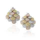 A PAIR OF DIAMOND AND YELLOW DIAMOND EAR CLIPS -    - Fine Jewels and Objets d'Art