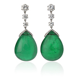 A PAIR OF EMERALD AND DIAMOND EAR PENDANTS -    - Fine Jewels and Objets d'Art
