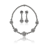 A SUITE OF DIAMOND JEWELLERY -    - Fine Jewels and Objets d'Art