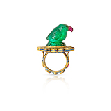 A CARVED EMERALD `PARROT` RING -    - Fine Jewels and Objets d'Art