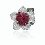 A SPINEL AND DIAMOND RING -    - Fine Jewels and Objets d'Art