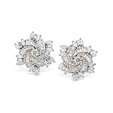 A PAIR OF DIAMOND EAR CLIPS -    - Spring Auction of Fine Jewels