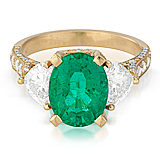 AN EMERALD AND DIAMOND RING -    - Auction of Fine Jewels & Watches