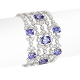 A DELICATE TANZANITE AND DIAMOND BRACELET -    - Auction of Fine Jewels & Watches