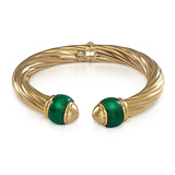 A GREEN CHALCEDONY AND GOLD BANGLE -    - Auction of Fine Jewels & Watches