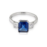 A SAPPHIRE AND DIAMOND RING -    - Autumn Auction of Fine Jewels and Silver