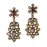 A PAIR OF DIAMOND 'POLKI' AND SPINEL EAR PENDANTS -    - Autumn Auction of Fine Jewels and Silver
