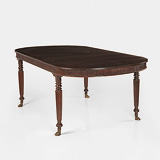 A ROSEWOOD DINING TABLE -    - 24-Hour Online Auction: Elegant Design