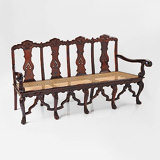 AN INDIAN COLONIAL BENCH -    - 24-Hour Online Auction: Elegant Design