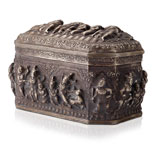 A PERIOD SILVER BOX -    - Online Auction of Fine Jewels and Silver