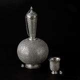 AN INDIAN SILVER`SURAHI` OR WATER FLASK WITH BEAKER -    - 20th Century Design