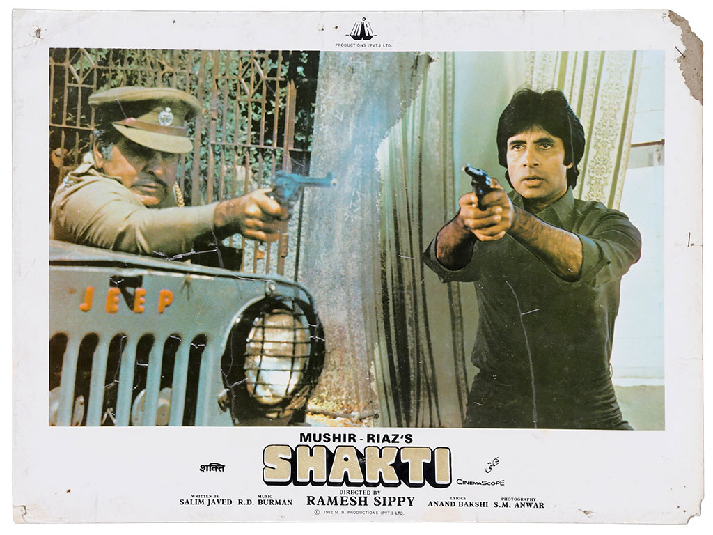 AMITABH BACHCHAN &amp; DILIP KUMAR IN SHAKTI (1982) @ | StoryLTD