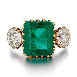AN EMERALD AND DIAMOND RING -    - Online Auction of Fine Jewels and Silver