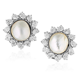 A PAIR OF NATURAL PEARL EAR CLIPS -    - Online Auction of Fine Jewels and Silver