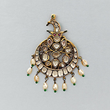 PERIOD DIAMOND AND PEARL `MAANG TIKA` OR HEAD ORNAMENT -    - Fine Jewels: From Tradition to Innovation