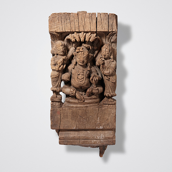 Hindu Sanskrit tribal design on right lower leg, below knee to top