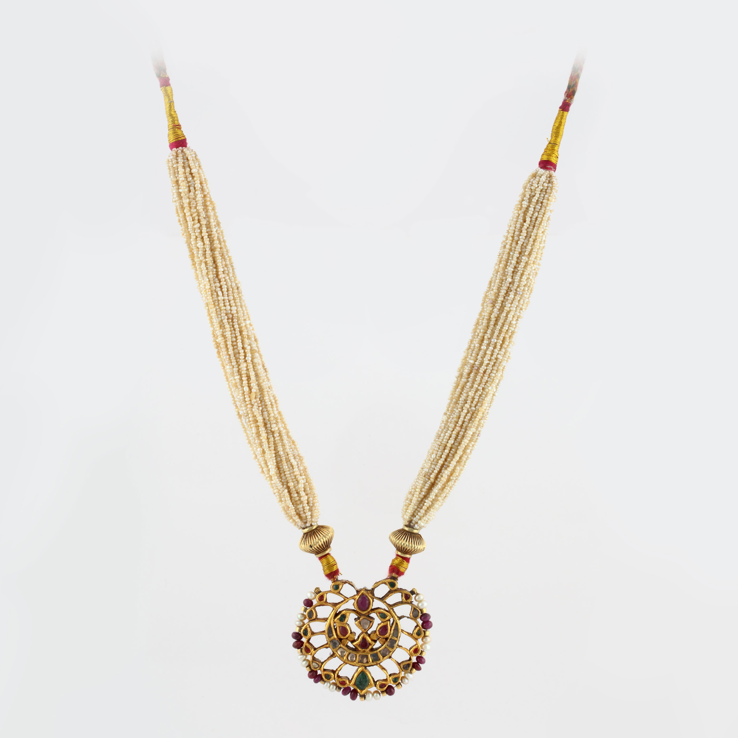 Piece Details Saffronart A REVERSIBLE PEARL AND GEMSET NECKLACE