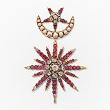 -AN EXCEPTIONAL RUBY AND DIAMOND BROOCH