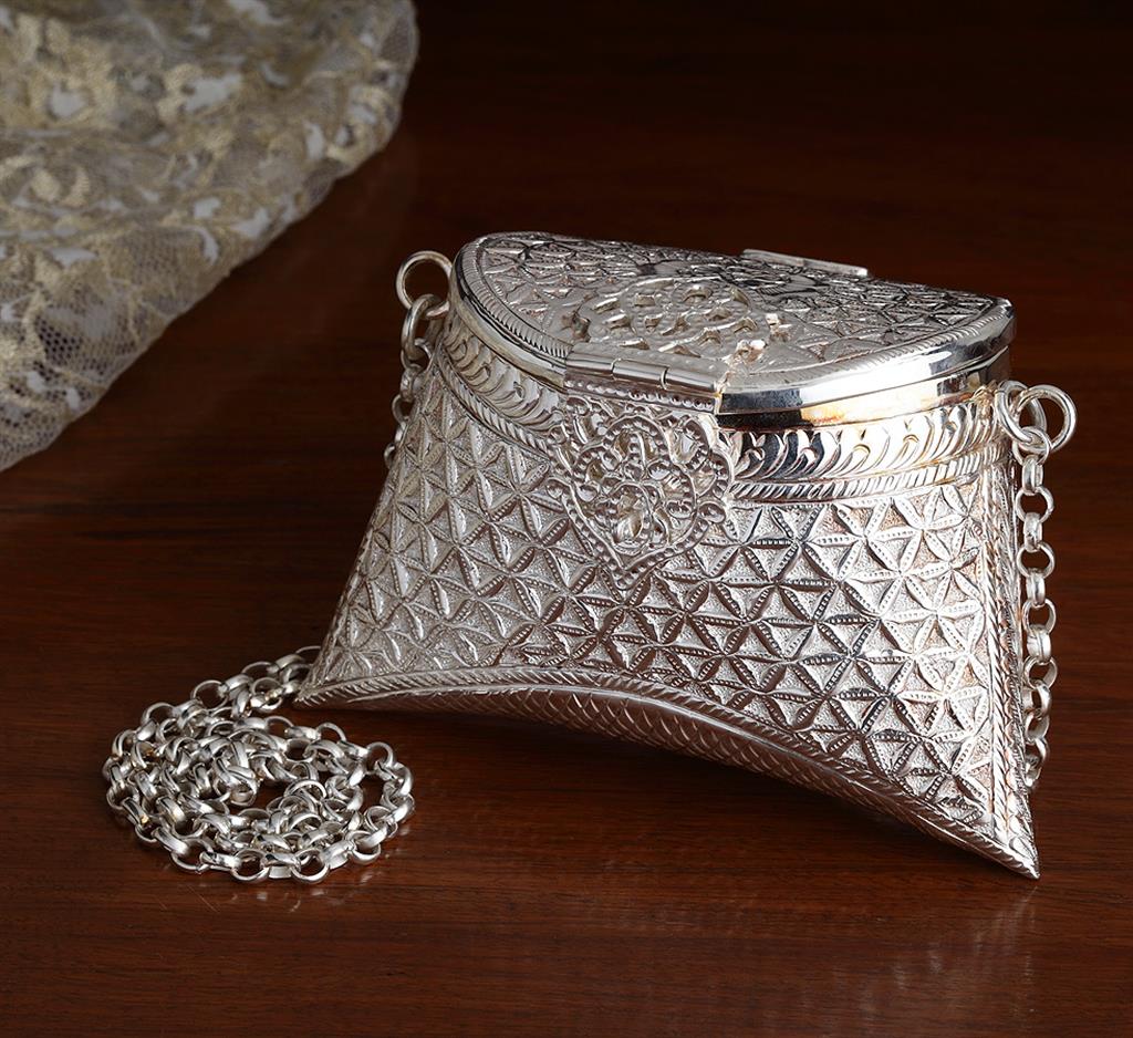 Beautiful Antique 925 Sterling Silver Hand Craved Purse. - Etsy