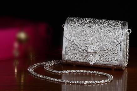 SQUARE CHITAI PURSE @ Exclusively Different from Code Silver | StoryLTD