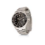 ROLEX: MEN`S `OYSTER PERPETUAL DATE SUBMARINER` STEEL WRISTWATCH -    - The Collector`s Eye
