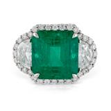 COLOMBIAN EMERALD AND DIAMOND RING -    - Online Auction of Fine Jewels and Silver