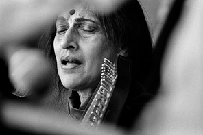 Raghu Rai | Buy Raghu Rai Photography