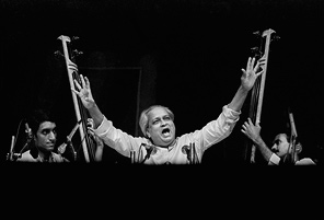 Raghu Rai | Buy Raghu Rai Photography